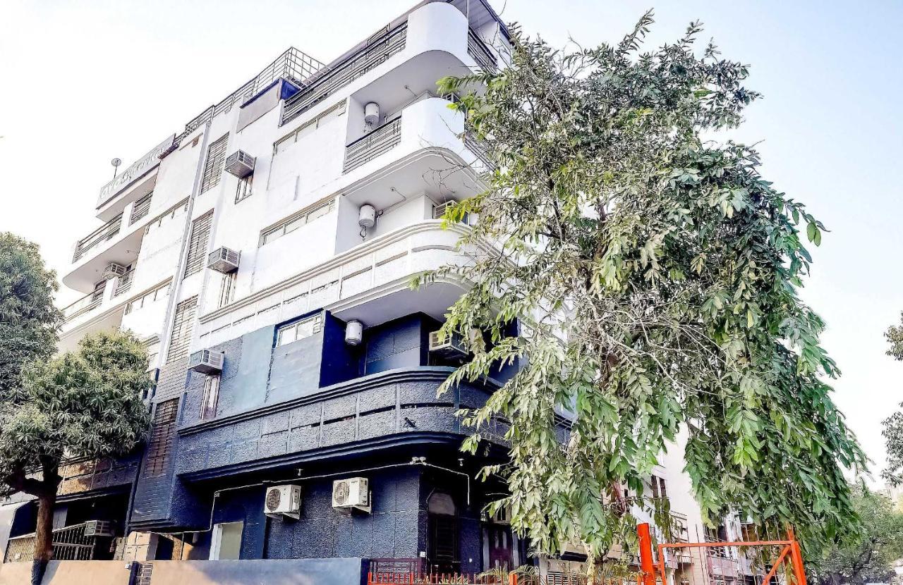 Collection O 71756 Hotel Silver Arrow Near Pacific Mall Tagore Garden Delhi  Luaran gambar